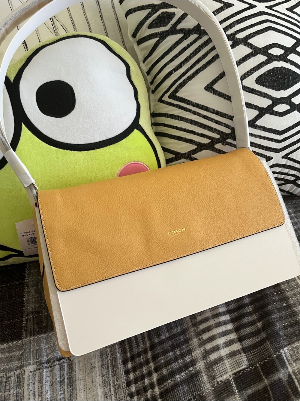 COACH chelsea vanilla 30